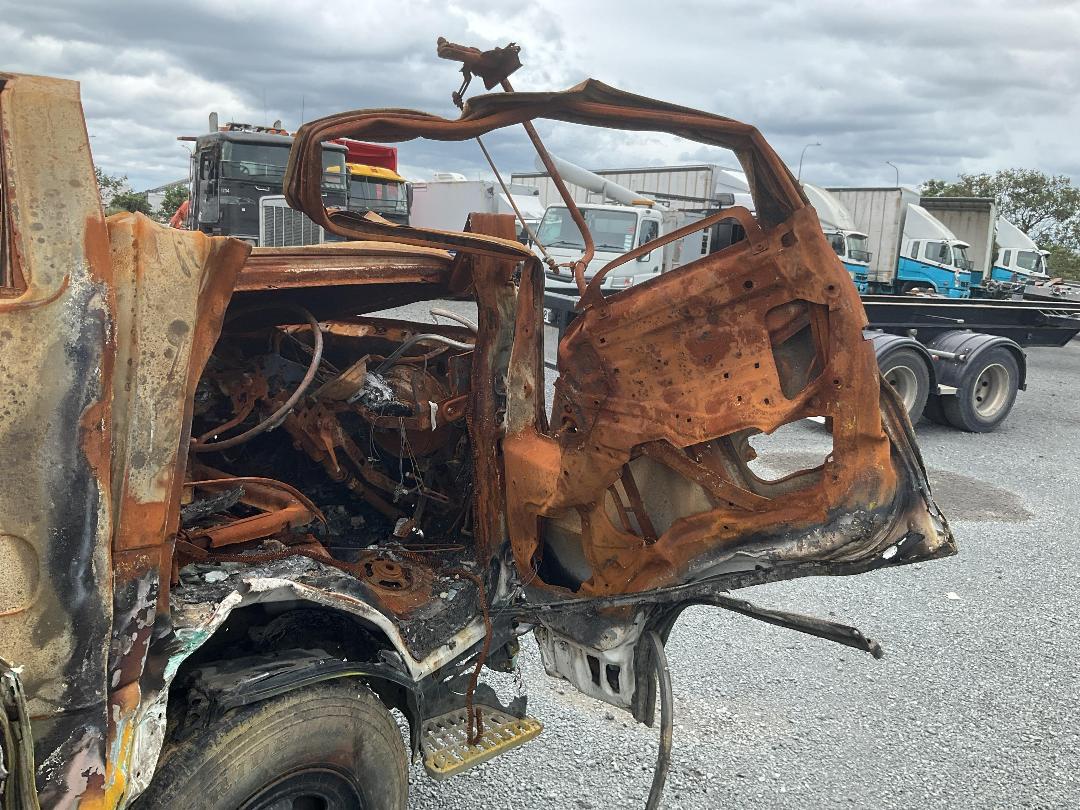 Photo '13' of Isuzu N Series 100P NPRCREW Tipper