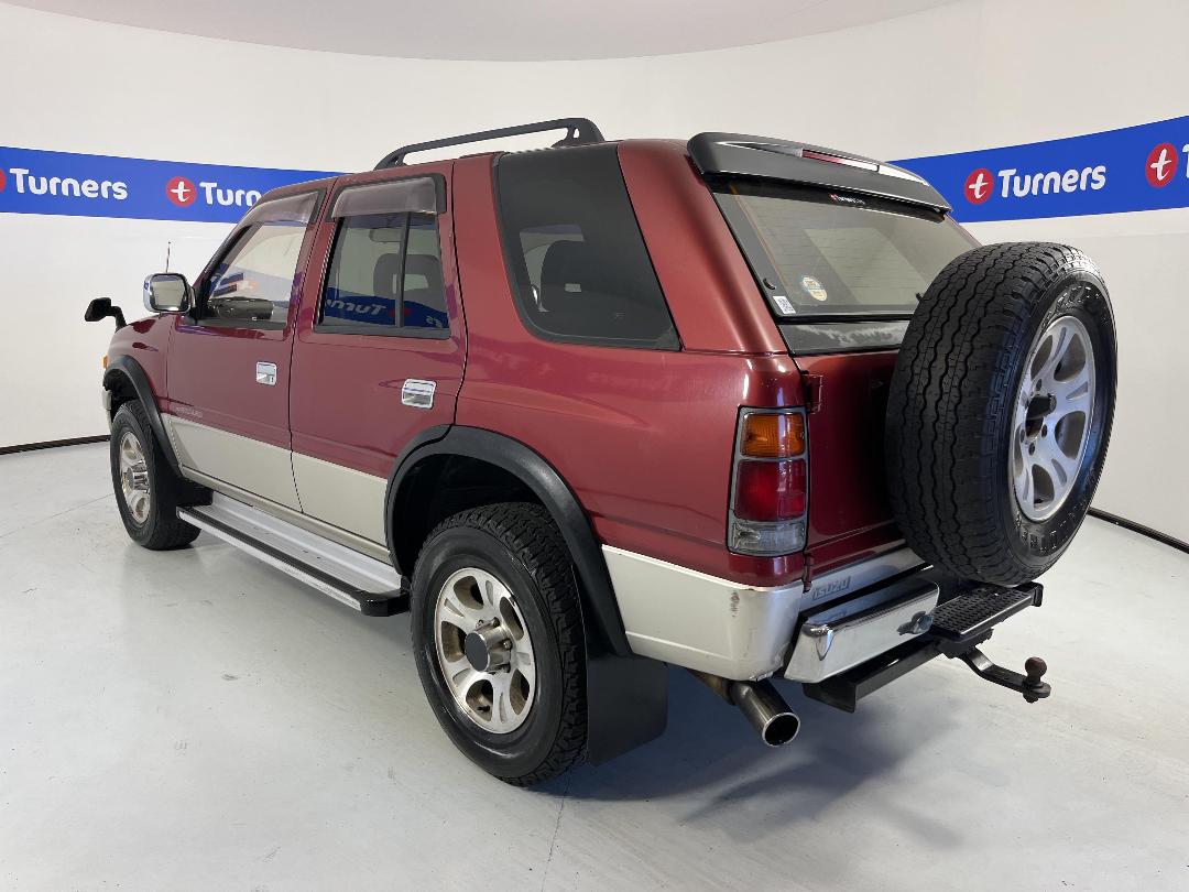 Photo '5' of Isuzu Wizard