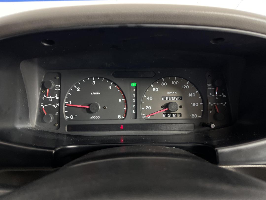 Photo '21' of Isuzu Wizard