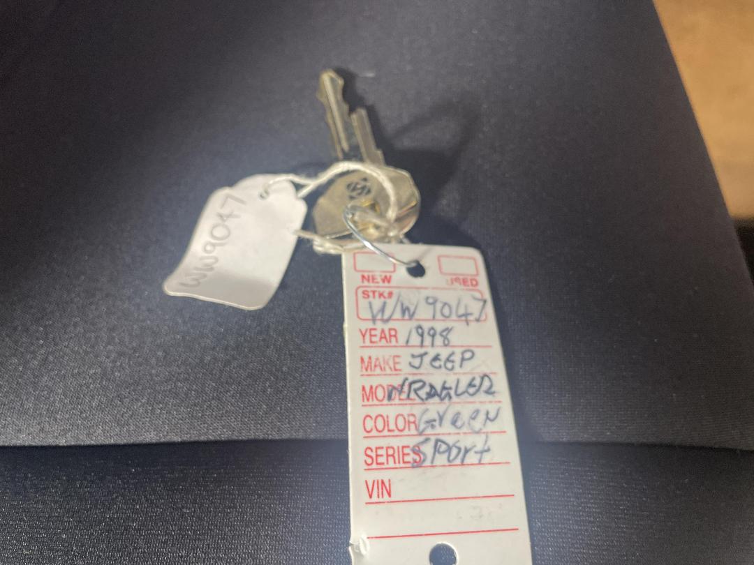 Photo '21' of Jeep Wrangler Photo '21' of Jeep Wrangler