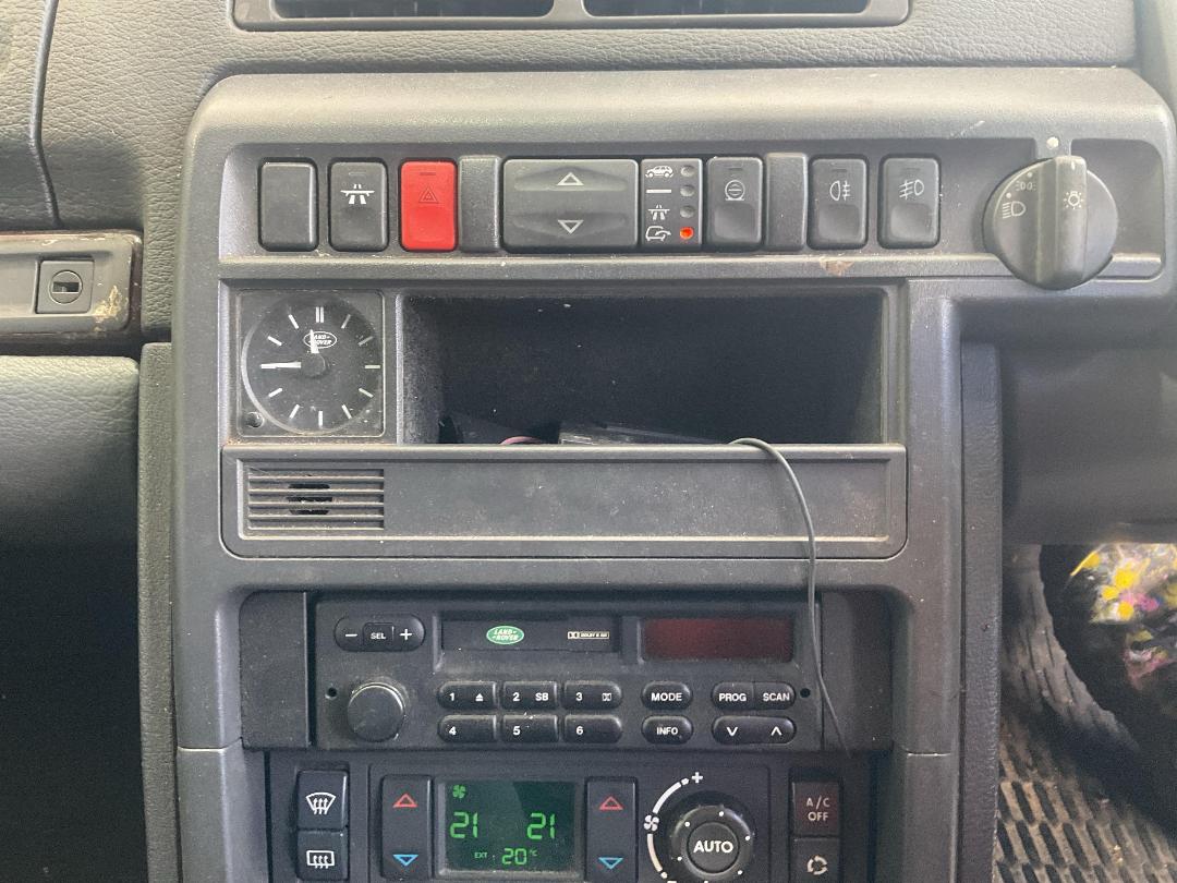 Photo '9' of Land Rover Range Rover 4.6 HSE Photo '9' of Land Rover Range Rover 4.6 HSE