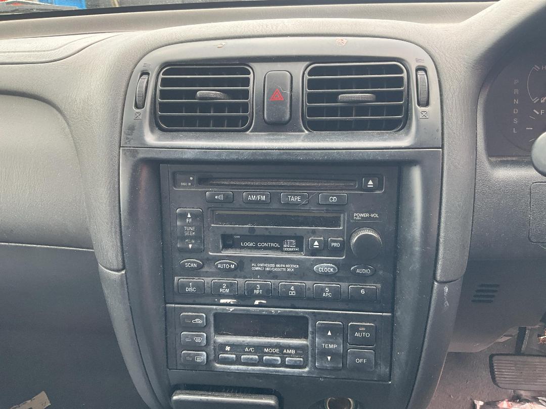 Photo '15' of Mazda Capella Wagon Photo '15' of Mazda Capella Wagon