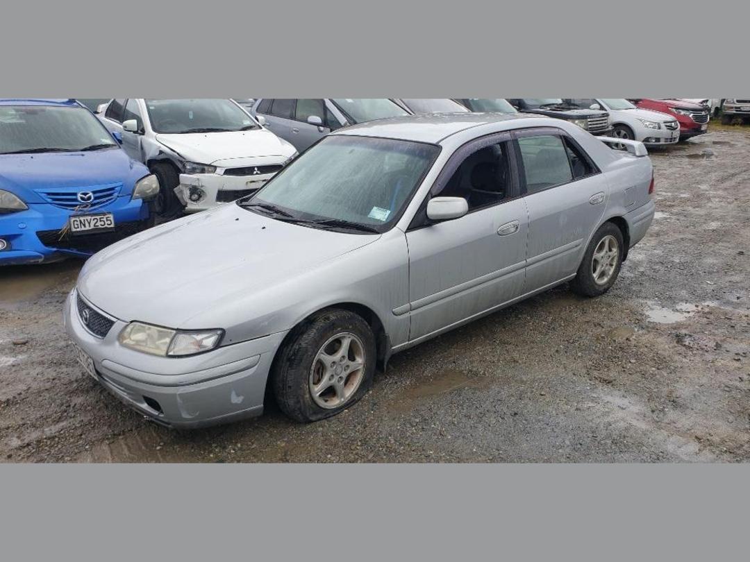 Photo '8' of Mazda Capella