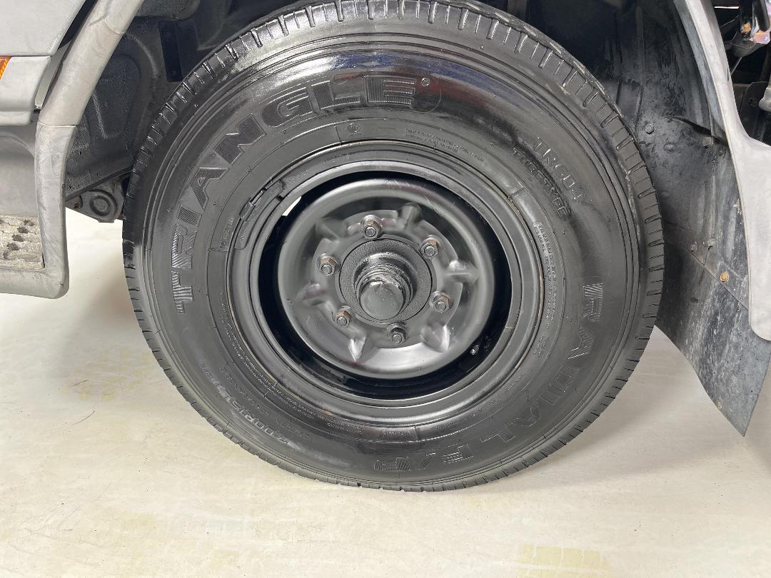 Photo '10' of Mitsubishi Canter