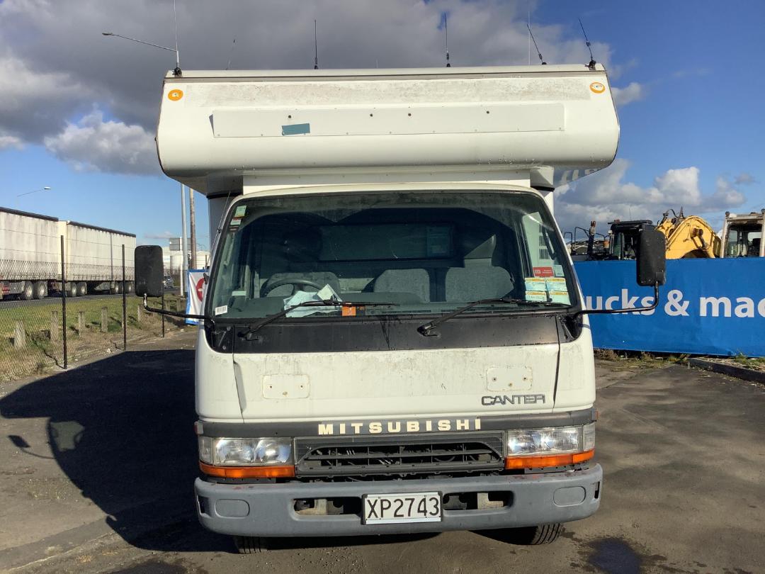 Photo '8' of Mitsubishi Canter FE122F1 Motorhome Photo '8' of Mitsubishi Canter FE122F1 Motorhome