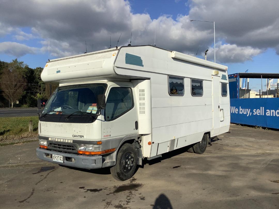 Photo '7' of Mitsubishi Canter FE122F1 Motorhome Photo '7' of Mitsubishi Canter FE122F1 Motorhome