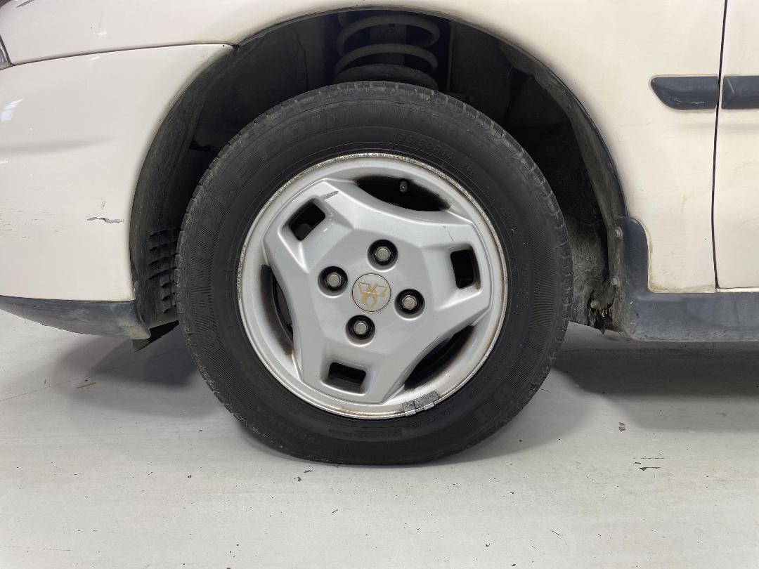 Photo '10' of Mitsubishi Carisma Photo '10' of Mitsubishi Carisma