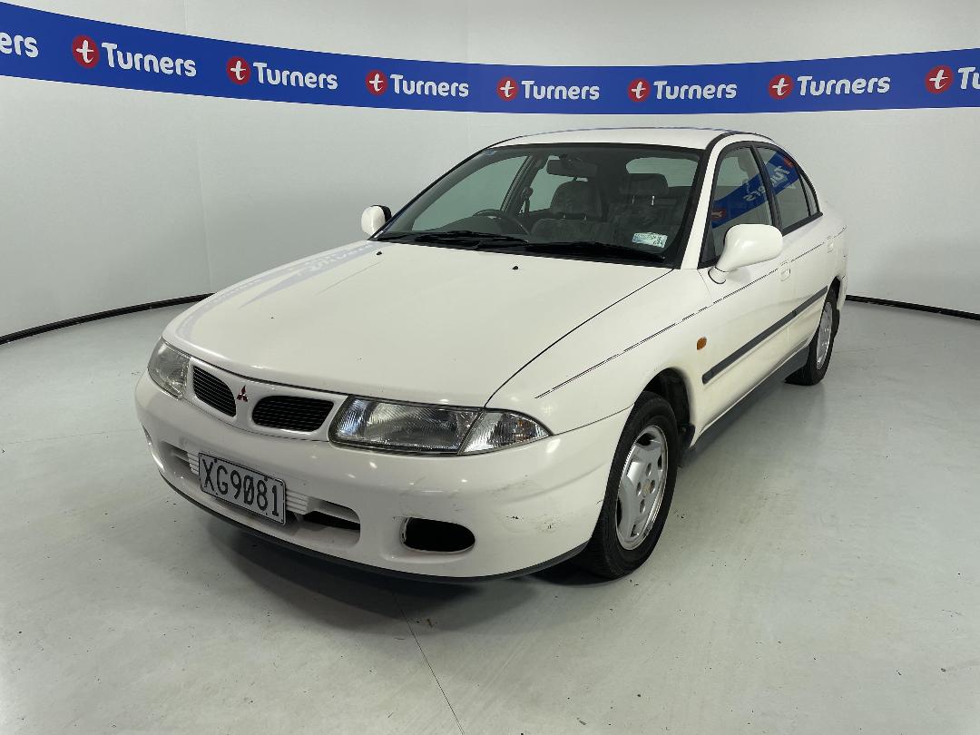 Photo '4' of Mitsubishi Carisma Photo '4' of Mitsubishi Carisma