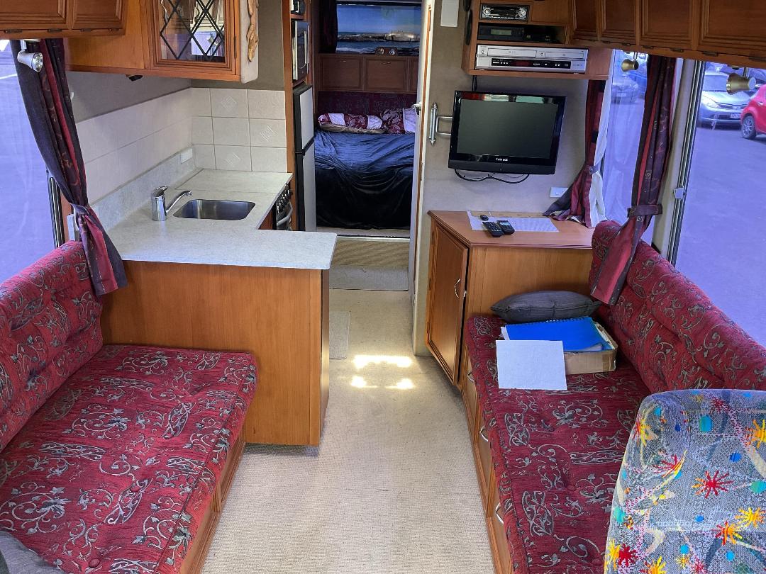 Photo '13' of Mitsubishi Fuso Bus