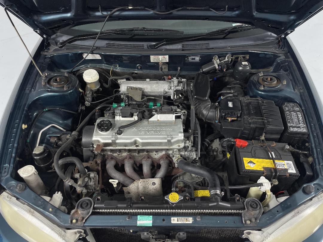 Photo '13' of Mitsubishi Lancer