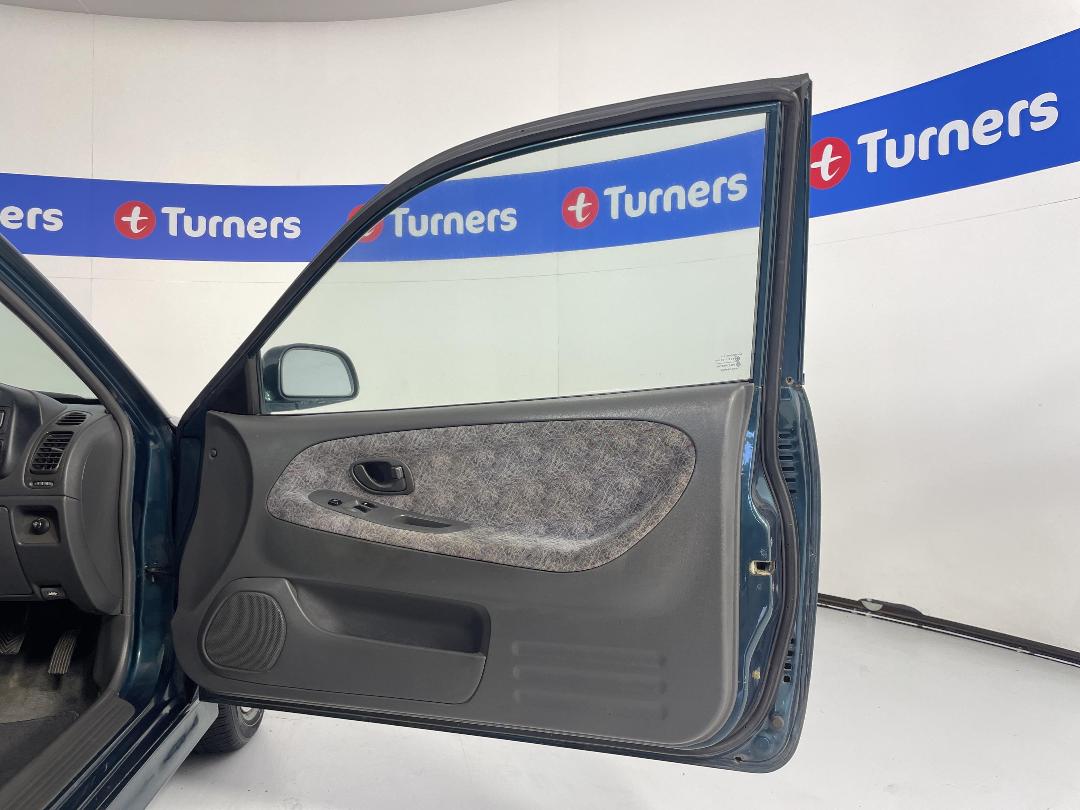 Photo '15' of Mitsubishi Lancer