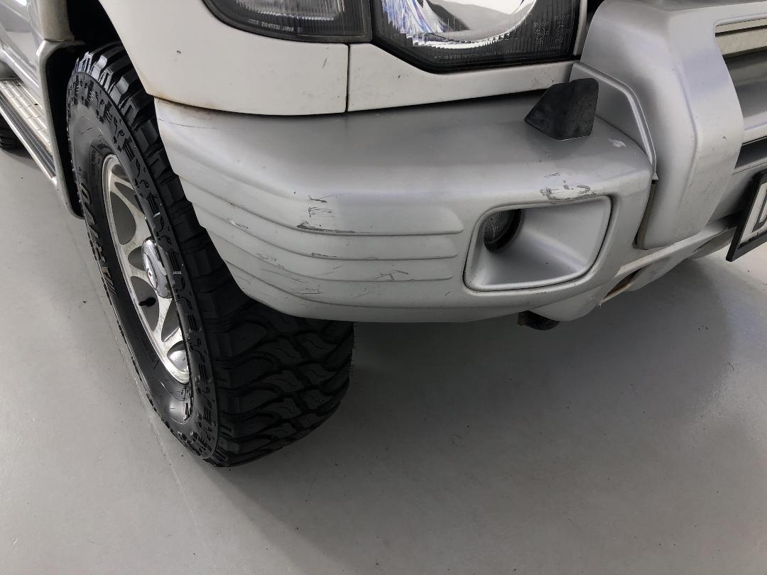 Photo '22' of Mitsubishi Pajero Photo '22' of Mitsubishi Pajero