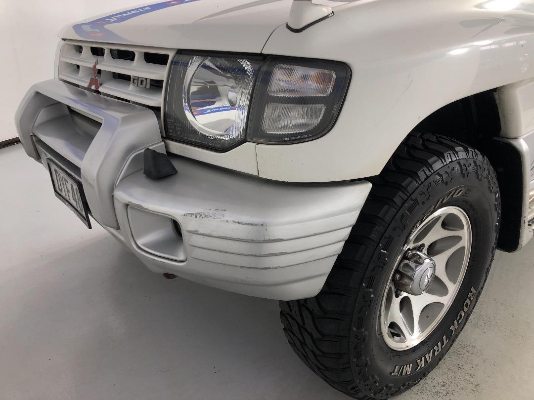 Photo '23' of Mitsubishi Pajero Photo '23' of Mitsubishi Pajero