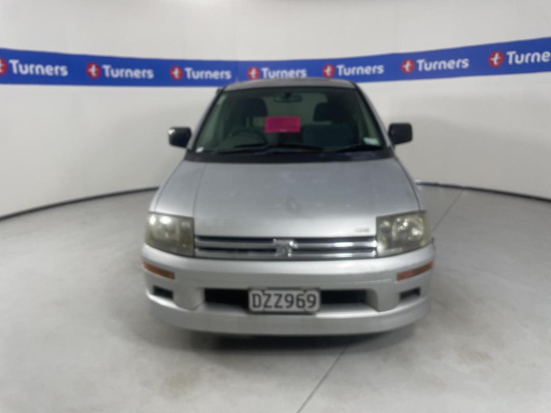 Photo '2' of Mitsubishi RVR X2