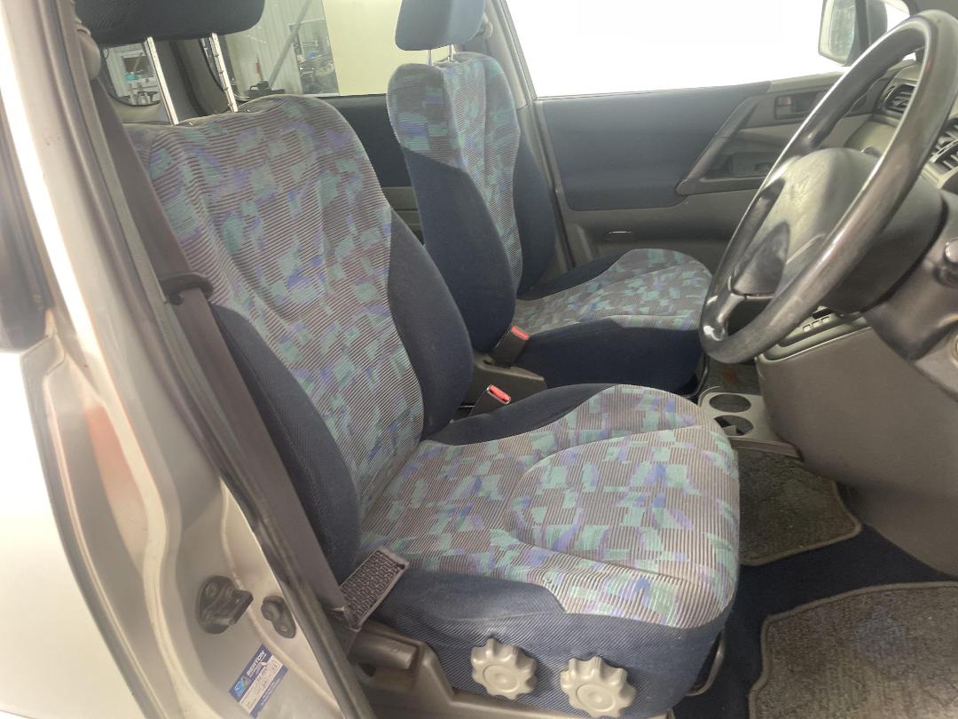 Photo '14' of Mitsubishi RVR X2