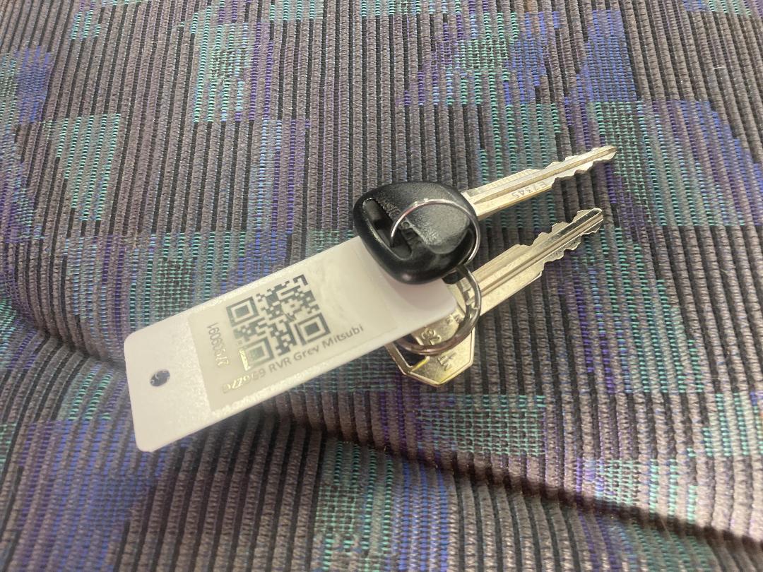 Photo '19' of Mitsubishi RVR X2