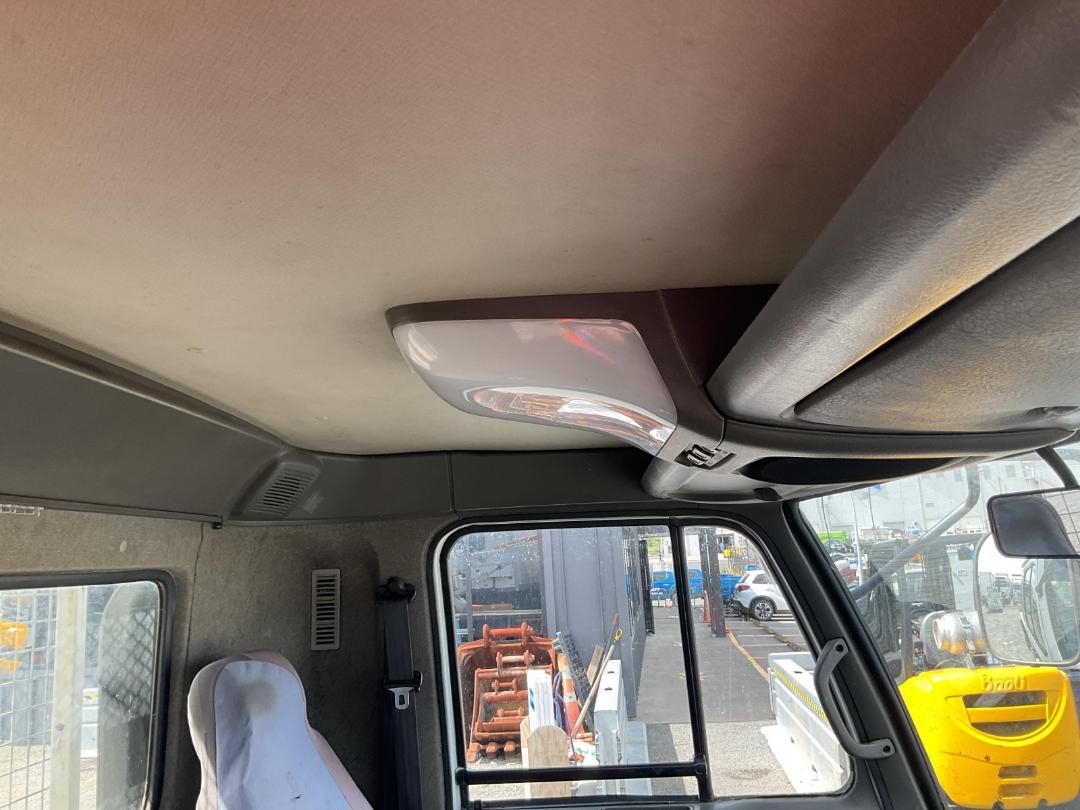 Photo '19' of Nissan Condor MK210F Cherry Picker/EWP