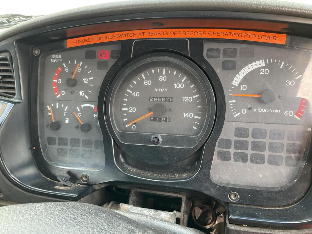 Photo '16' of Nissan Condor MK210F Cherry Picker/EWP