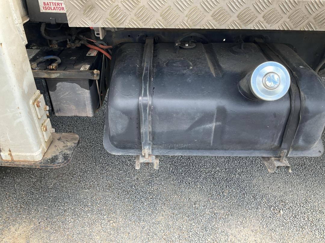 Photo '24' of Nissan Condor MK210F Cherry Picker/EWP