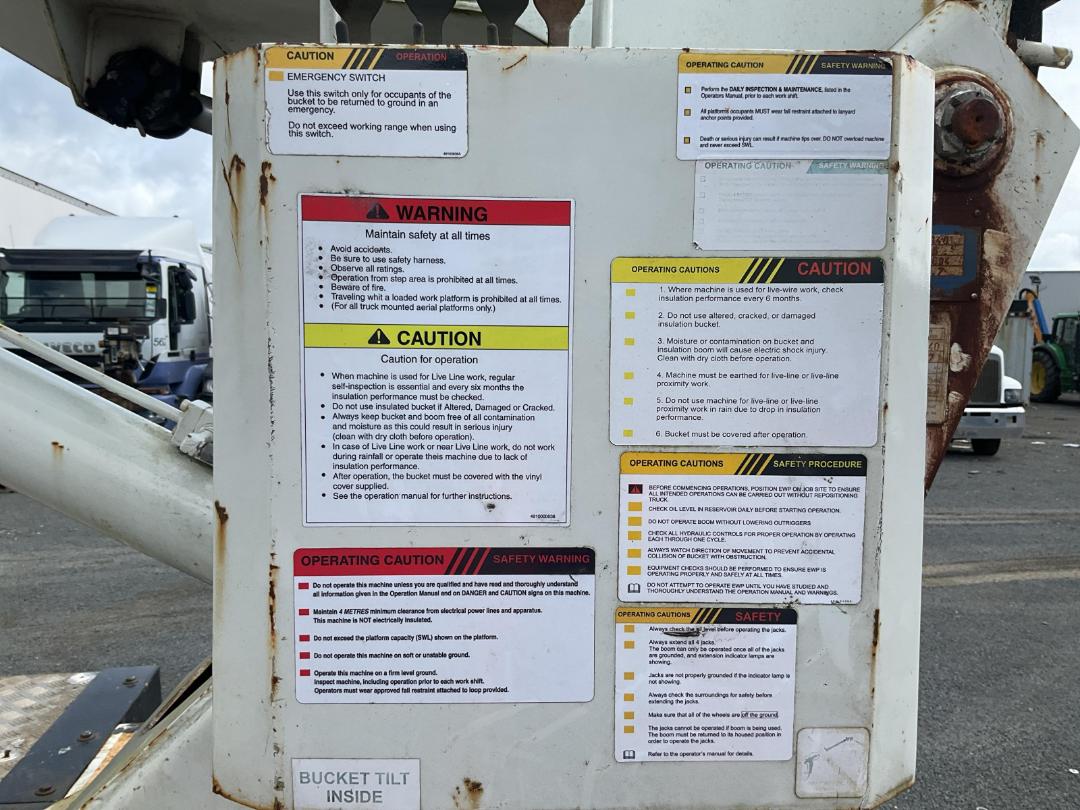 Photo '37' of Nissan Condor MK210F Cherry Picker/EWP