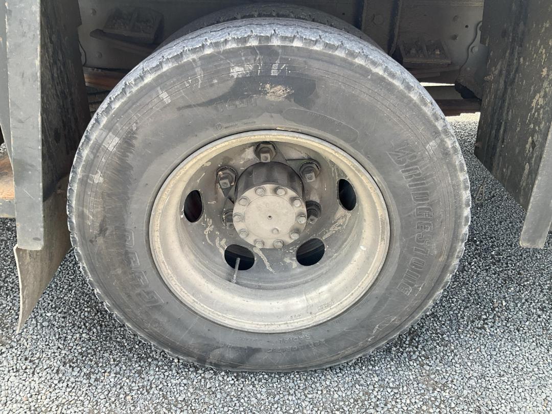 Photo '46' of Nissan Condor MK210F Cherry Picker/EWP