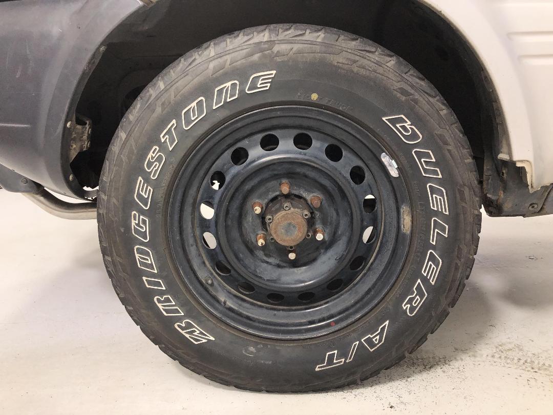 Photo '10' of Nissan Mistral