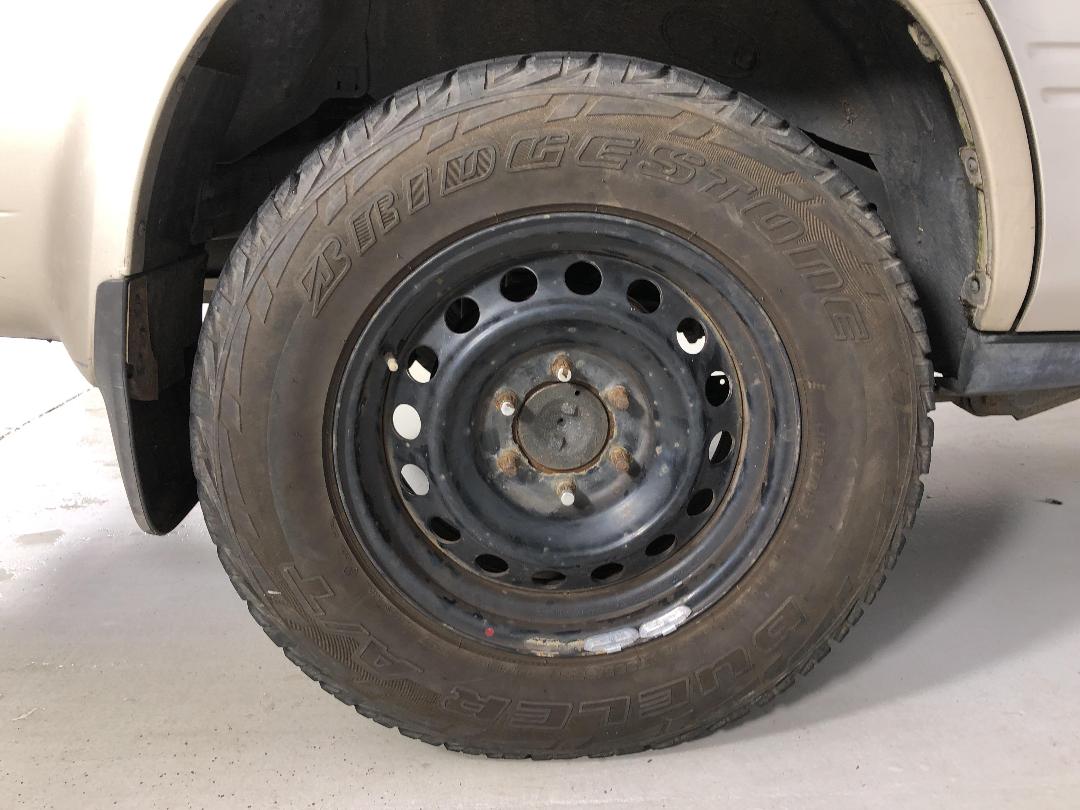 Photo '12' of Nissan Mistral