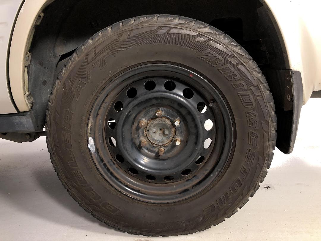 Photo '11' of Nissan Mistral