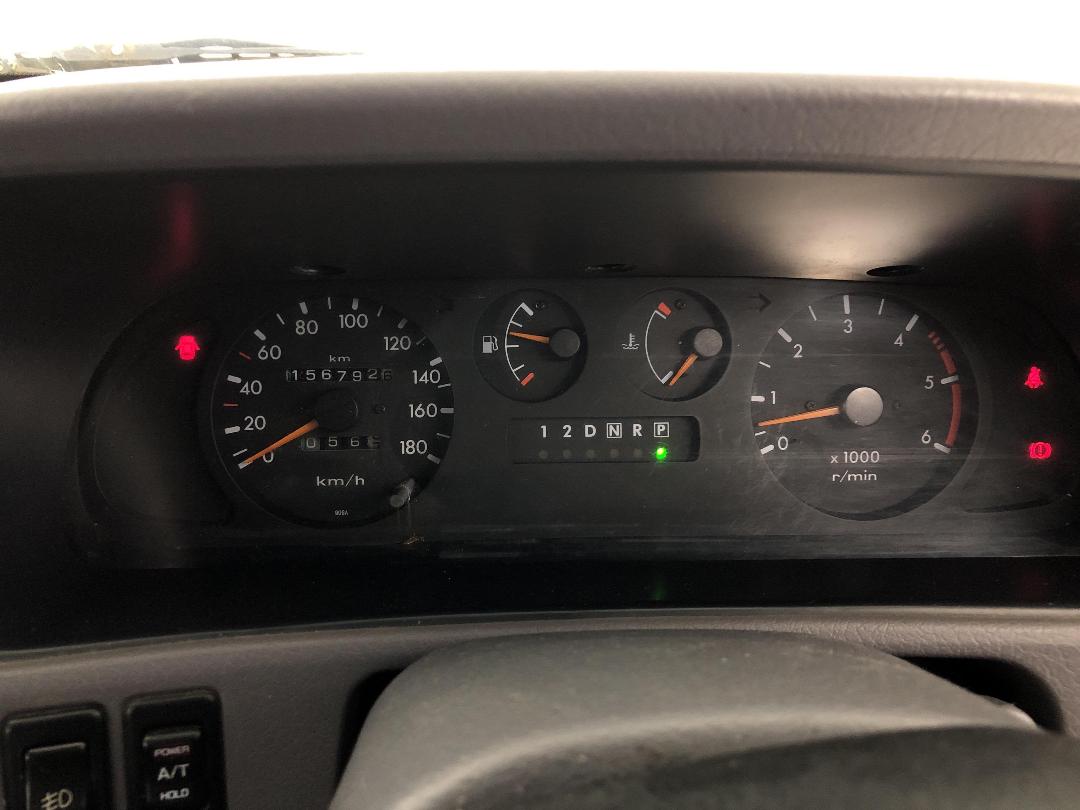 Photo '21' of Nissan Mistral