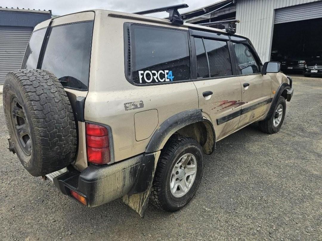 Photo '2' of Nissan Patrol