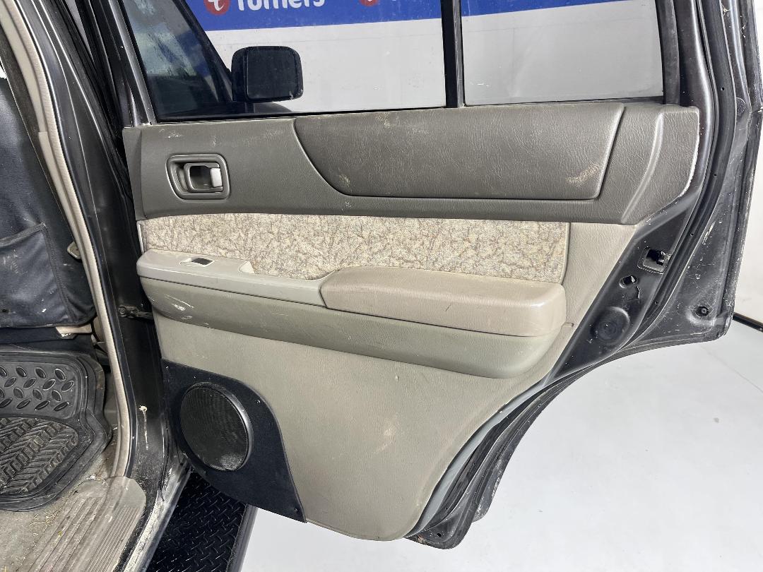 Photo '19' of Nissan Patrol