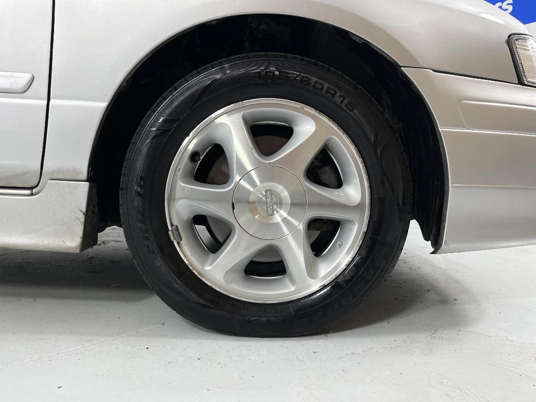 Photo '9' of Nissan Primera