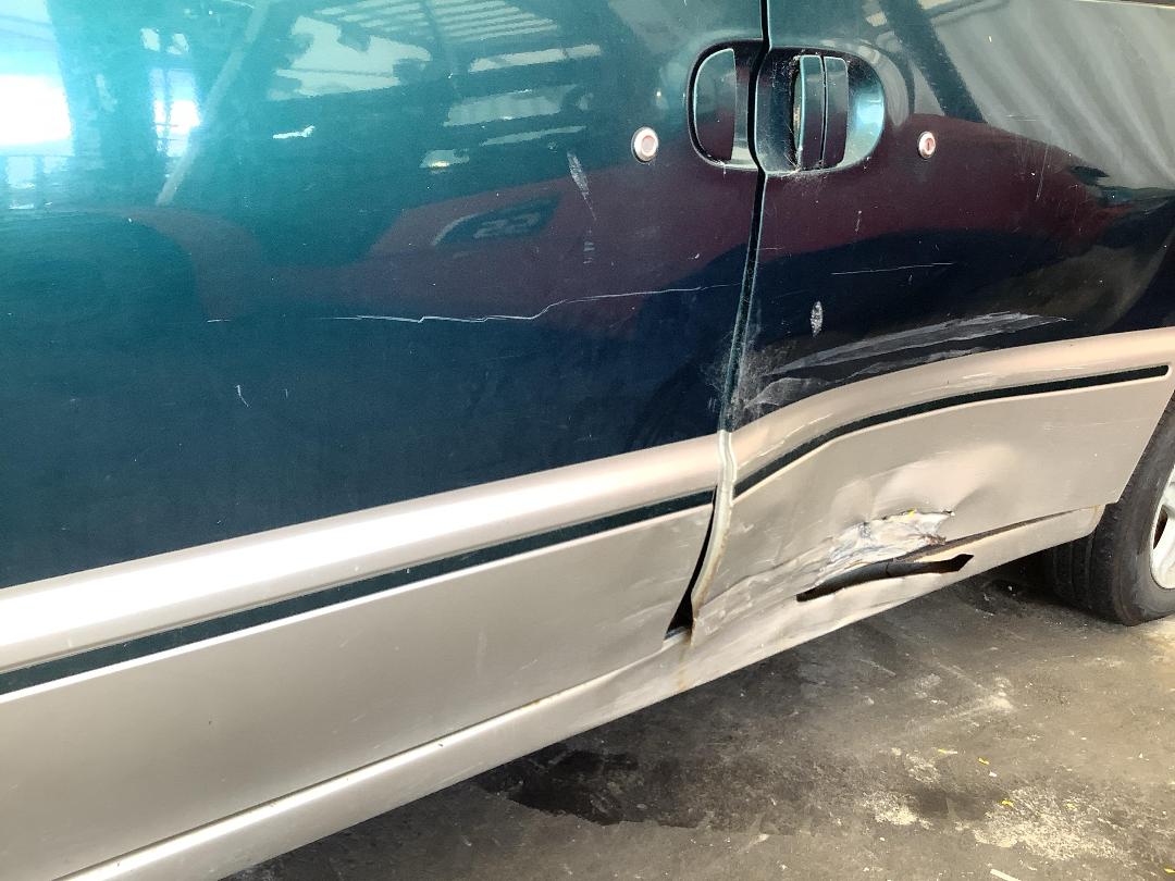 Photo '3' of Nissan Serena