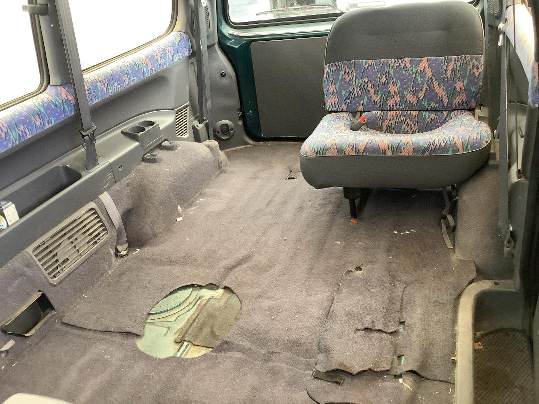 Photo '10' of Nissan Serena