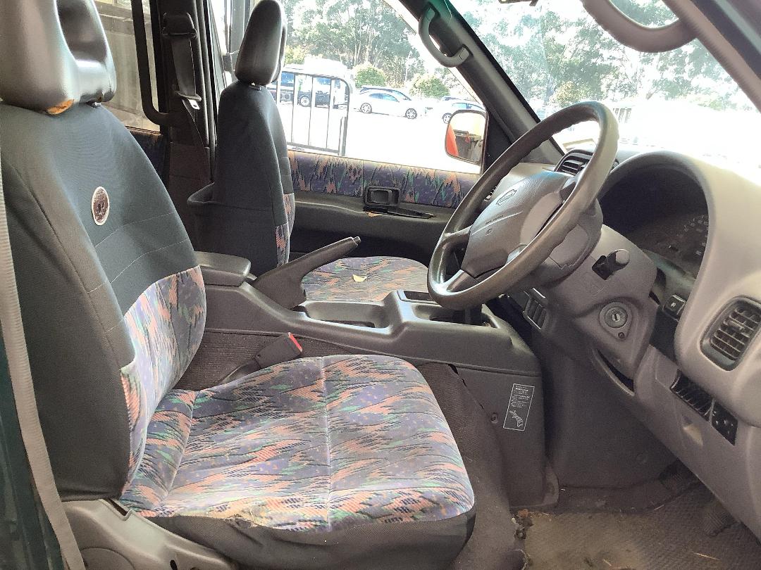 Photo '11' of Nissan Serena