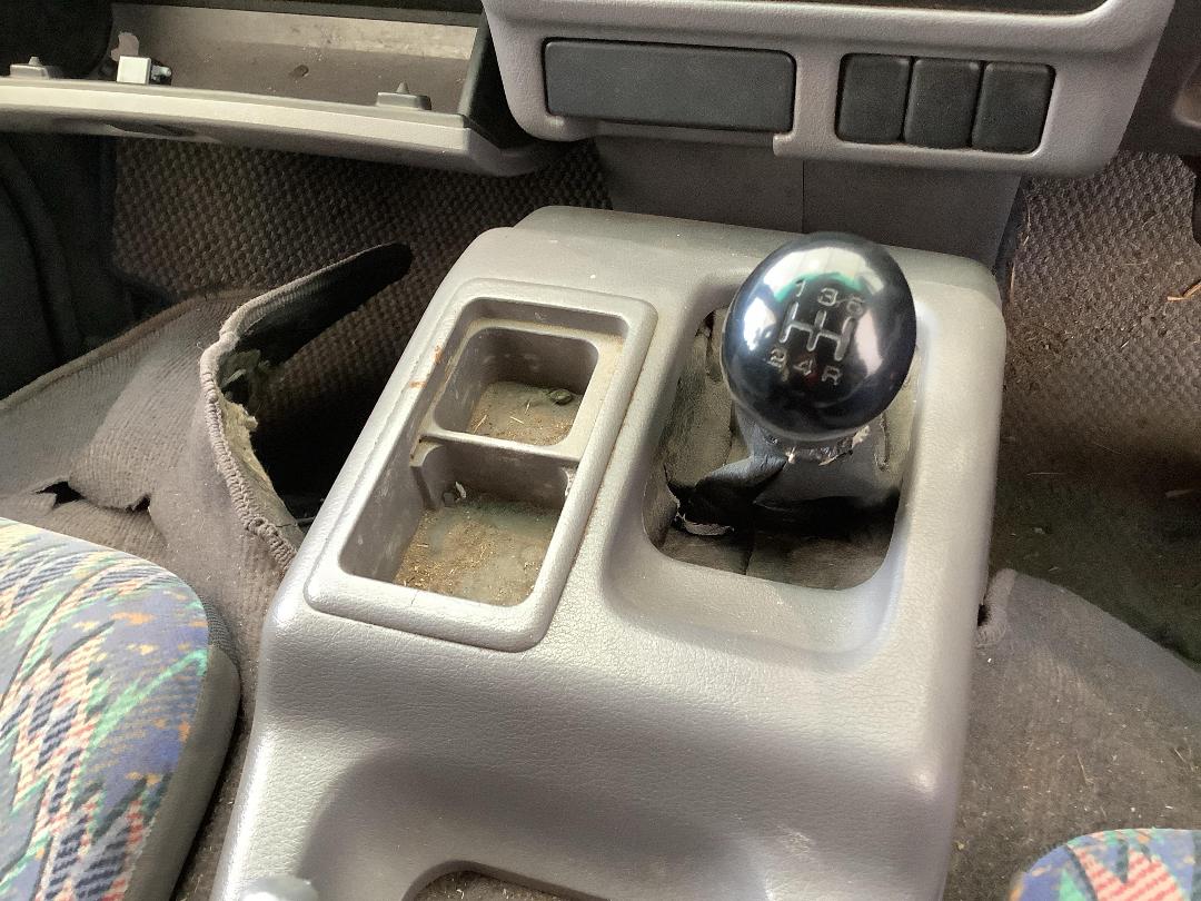 Photo '16' of Nissan Serena