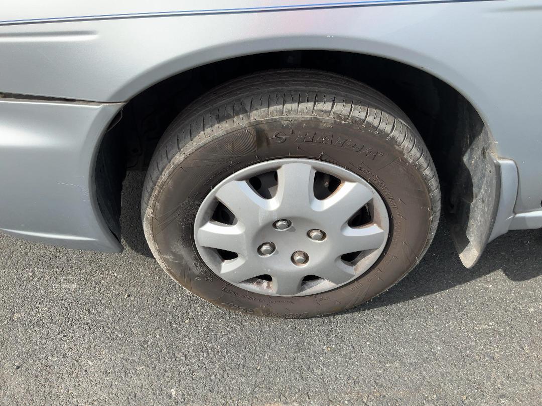 Photo '11' of Nissan Sunny Lucino