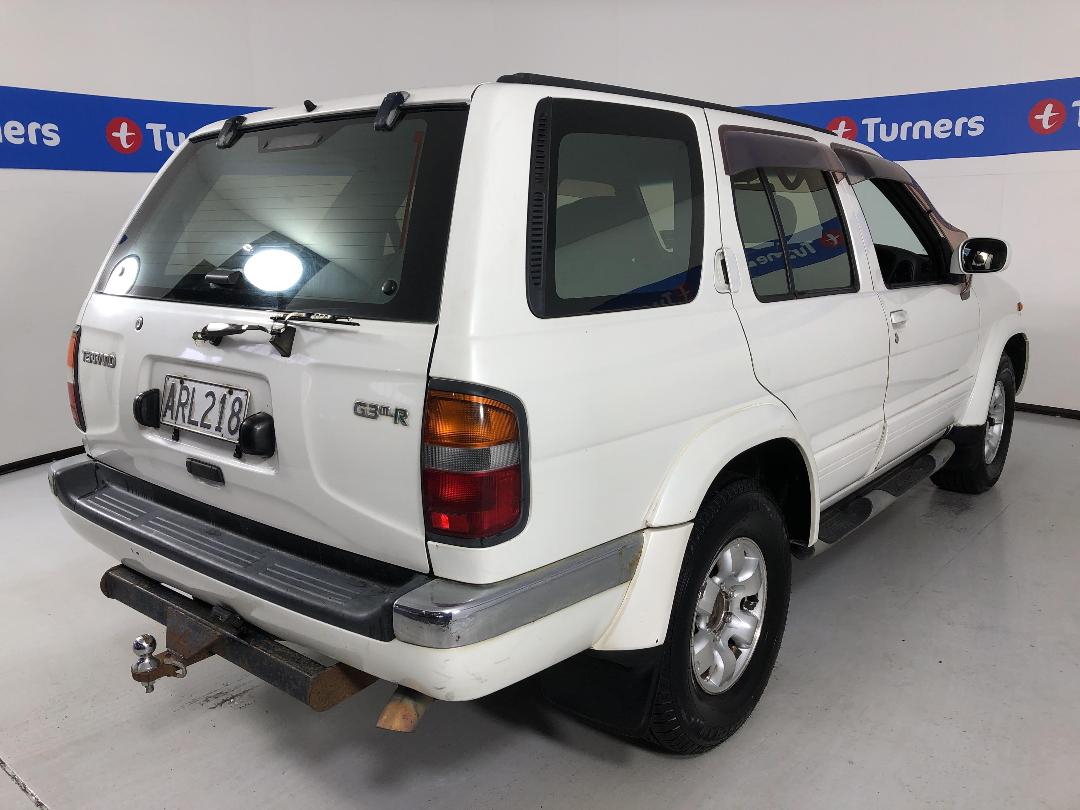 Photo '7' of Nissan Terrano Photo '7' of Nissan Terrano