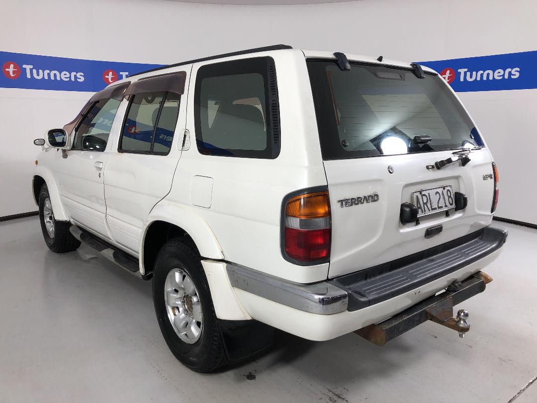 Photo '5' of Nissan Terrano Photo '5' of Nissan Terrano