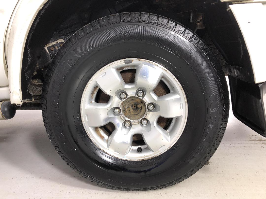 Photo '11' of Nissan Terrano Photo '11' of Nissan Terrano