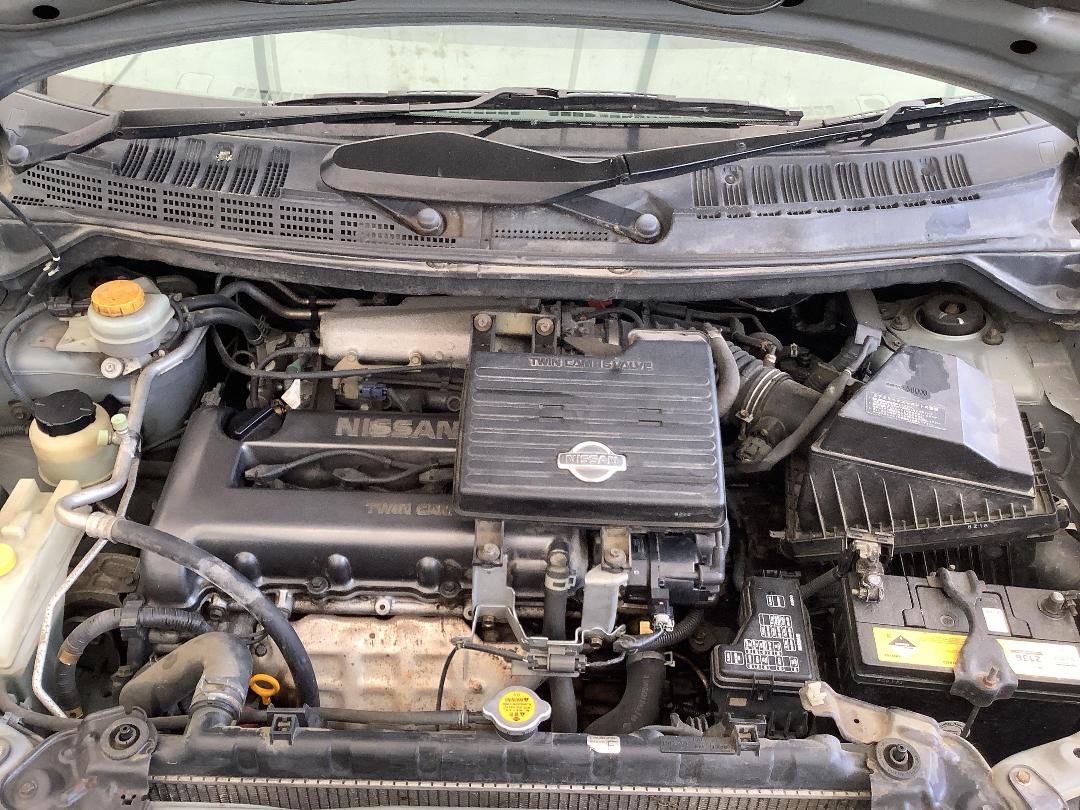 Photo '10' of Nissan Tino