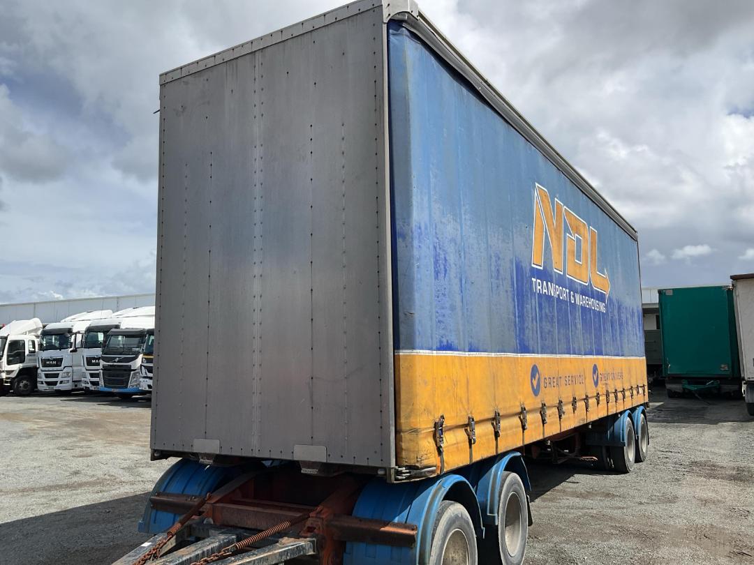 Photo '9' of STEELBRO SB28 SB6172 Curtainsider Trailer Photo '9' of STEELBRO SB28 SB6172 Curtainsider Trailer