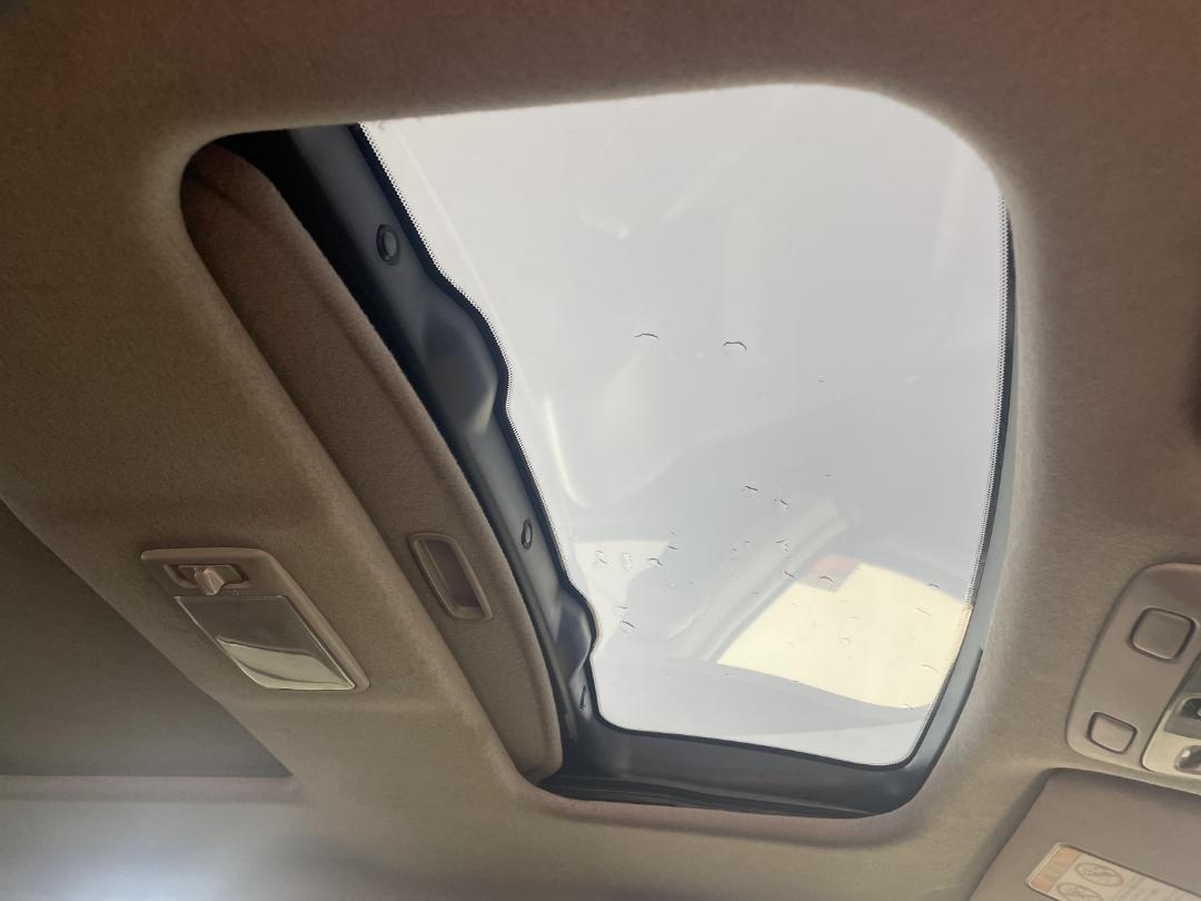 Photo '23' of Subaru Legacy Photo '23' of Subaru Legacy