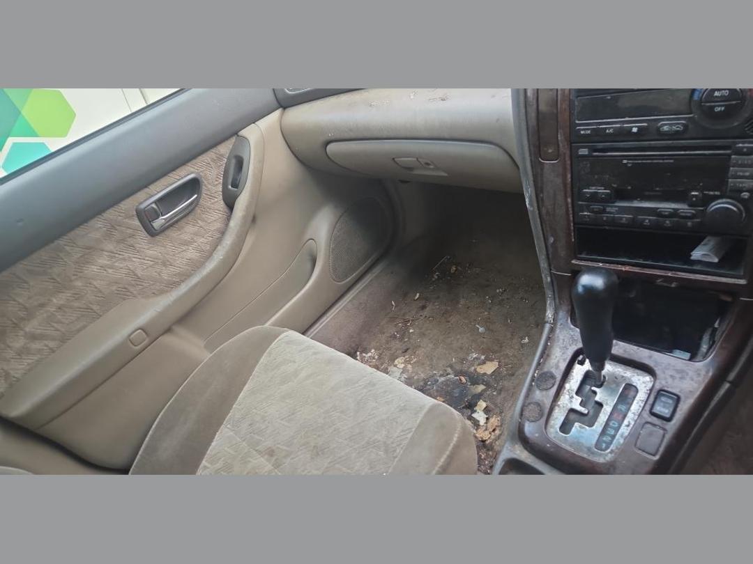 Photo '4' of Subaru Legacy 250T