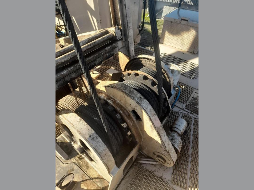 Photo '25' of Thunderbird TSY6255 Log Loader Photo '25' of Thunderbird TSY6255 Log Loader