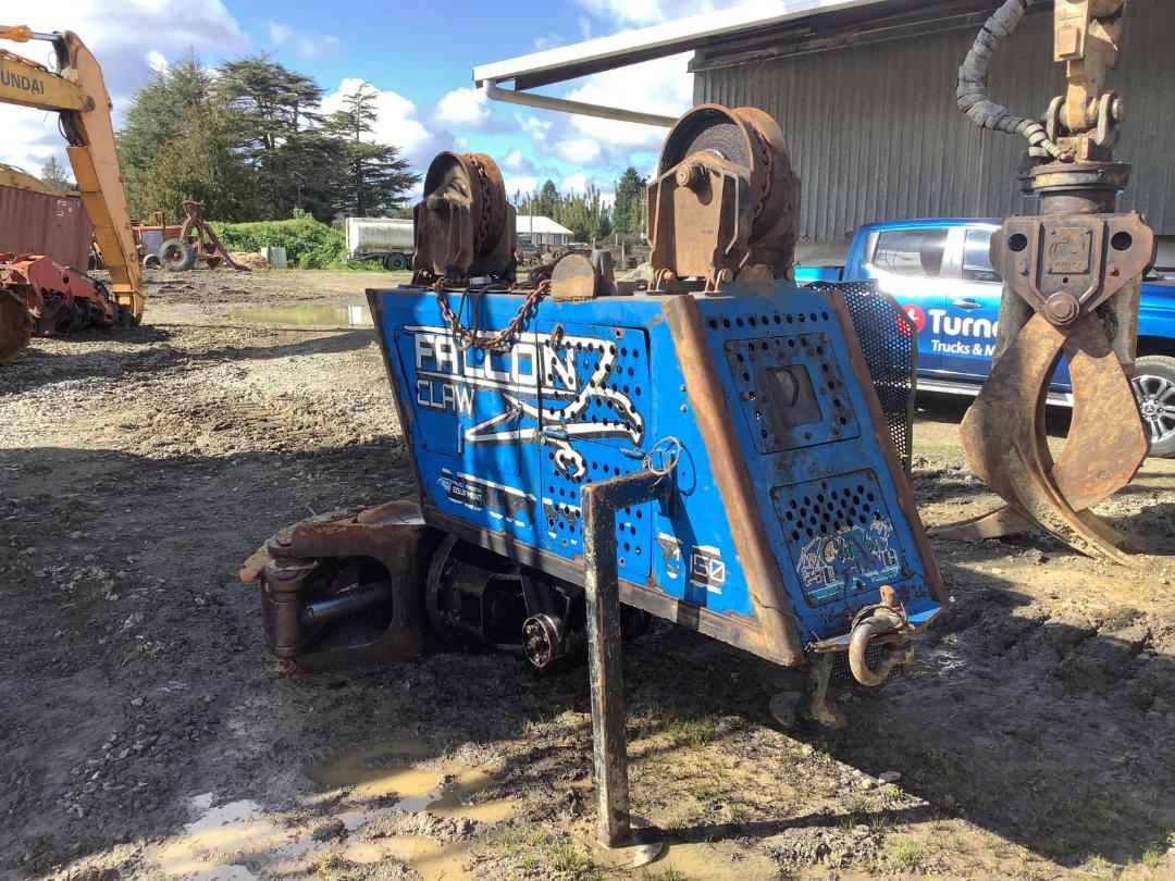 Photo '19' of Thunderbird TSY6255 Log Loader Photo '19' of Thunderbird TSY6255 Log Loader