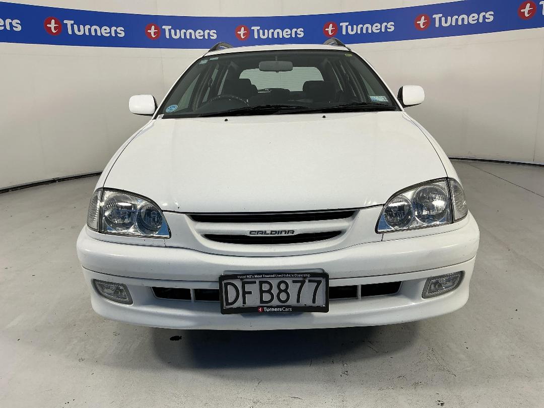 Photo '2' of Toyota Caldina Photo '2' of Toyota Caldina