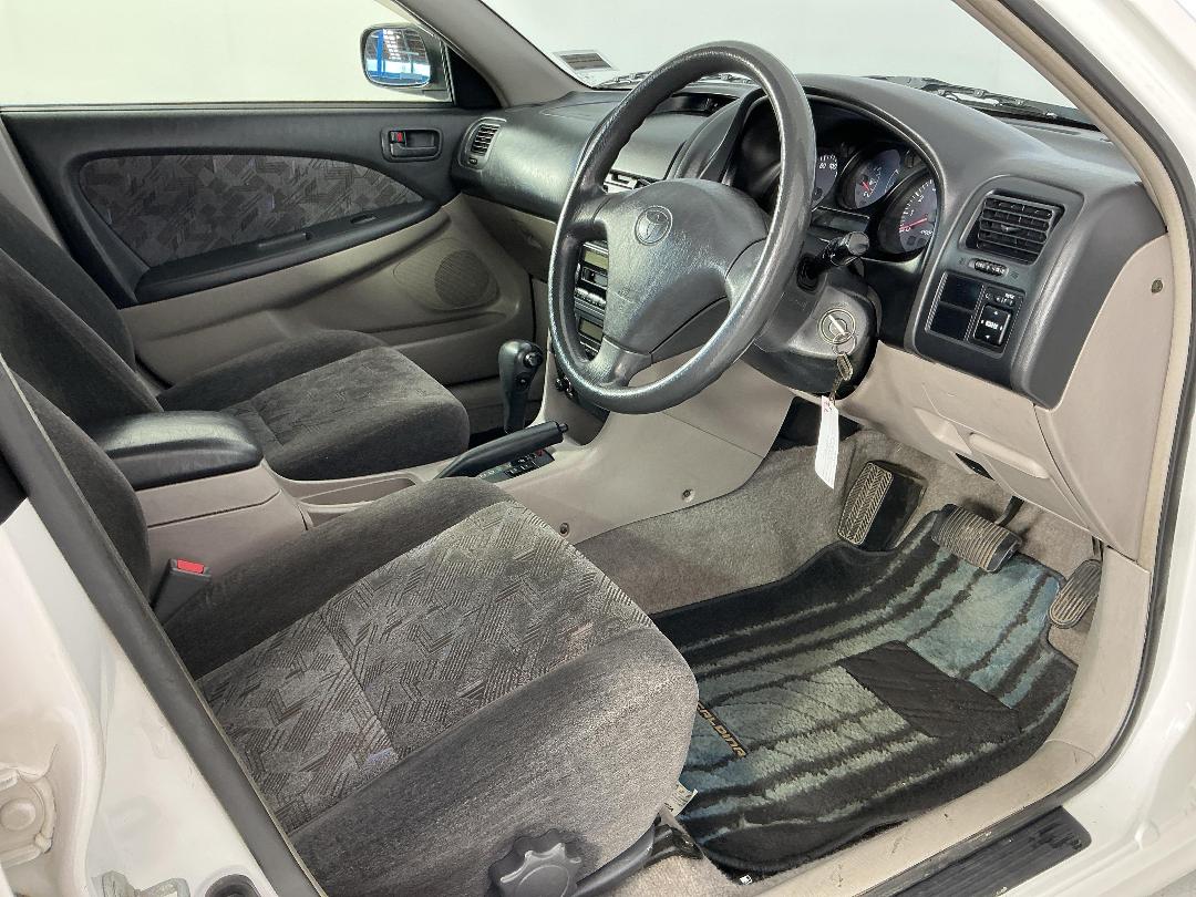 Photo '16' of Toyota Caldina Photo '16' of Toyota Caldina