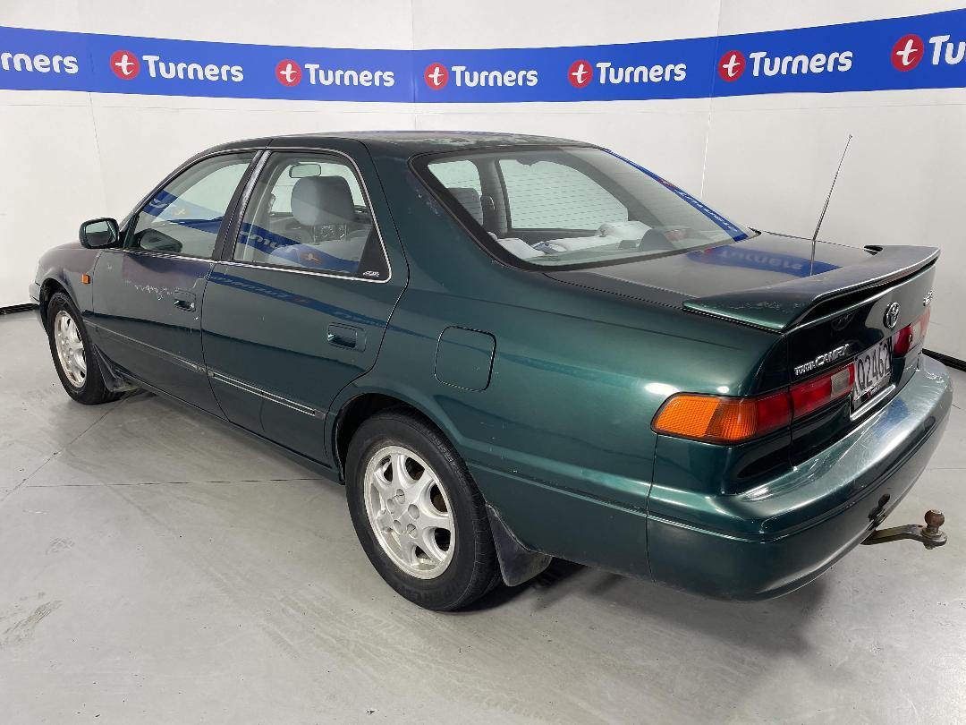 Photo '5' of Toyota Camry