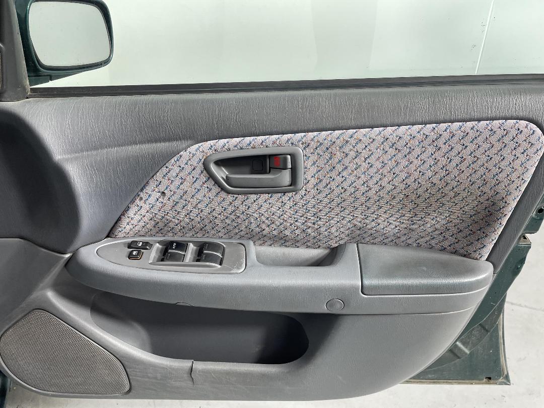 Photo '15' of Toyota Camry